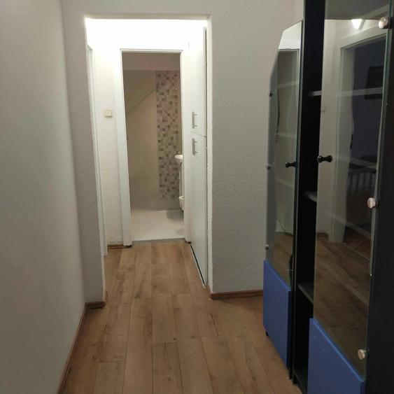 Apartament cu 3 camere decomandat în Cetate