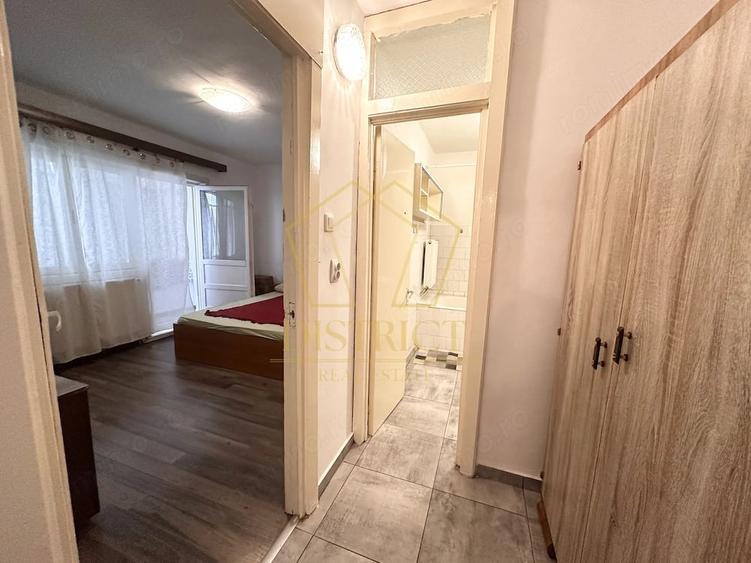 Apartament cu 3 camere decomandat în Complex Studențesc