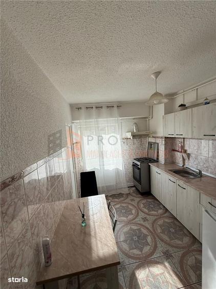Apartament 3 camere cf 1 decomandat zona Ultracentral - 1
