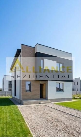 Casă individuală cu 5 camere cu Canalizare în Berceni