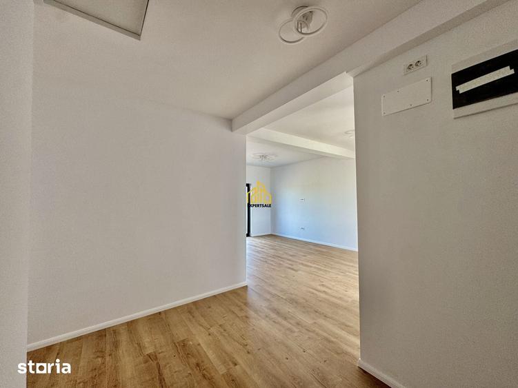 Casă cu 4 camere cu Teren 400 Mp în Domnești