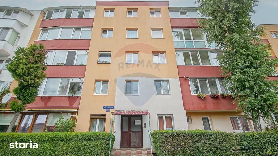 Apartament cu 2 camere semidecomandat în Dârste