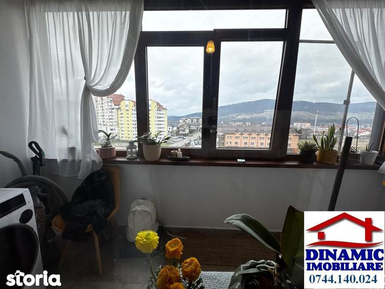 Garsonieră în Vest