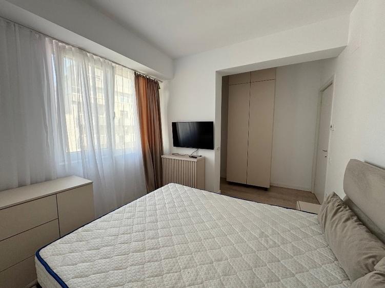 Apartament cu 2 camere semidecomandat, mobilat în Sisești