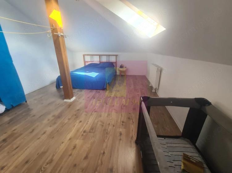 Casă cu 6 camere cu Teren 6600 Mp în Cornu