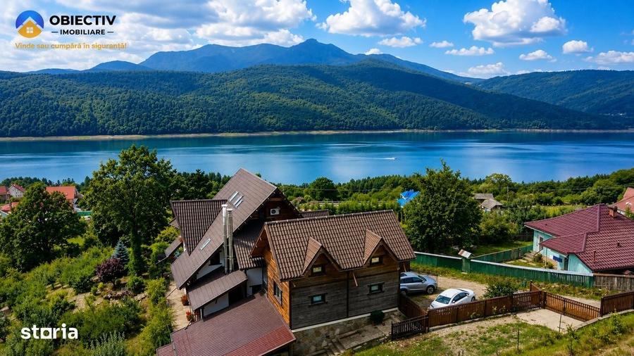 Domeniu de poveste cu panorama spre lac si Masivul Ceahlau - 2