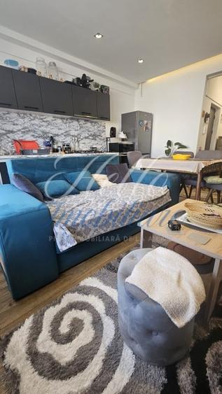 Apartament cu 2 camere semidecomandat în Florești