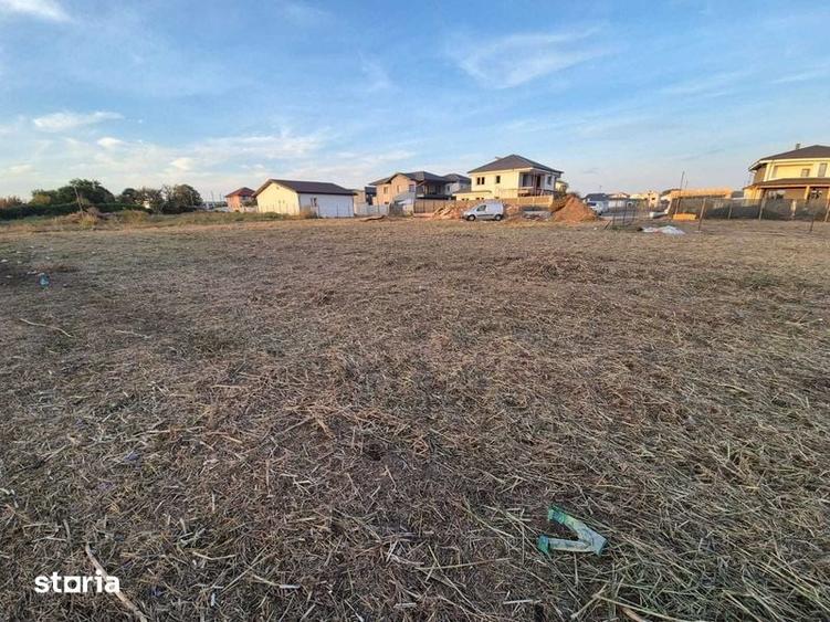 Teren de 465 mp, în Cumpăna