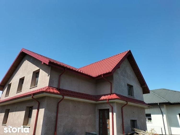 Casă cu 4 camere cu Teren 200 Mp în Cordun