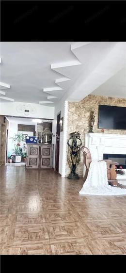 Casă cu 2 camere cu Teren 1460 Mp în Bariera Vâlcii