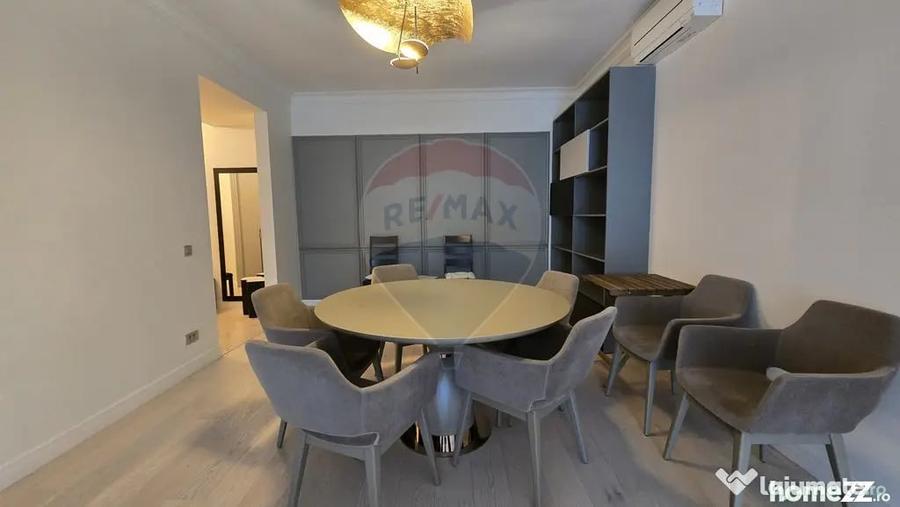 Apartament cu 3 camere semidecomandat în Grădina Icoanei