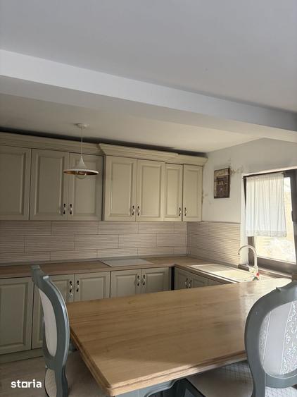 Casă cu 4 camere cu Teren 450 Mp în Bârnova