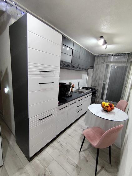 Apartament cu 2 camere decomandat în Nicolae Titulescu