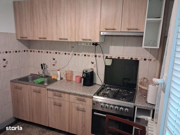 Apartament cu 2 camere semidecomandat în Jilava