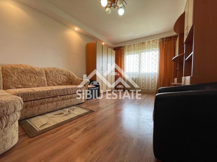 Apartament cu 2 camere decomandat, mobilat în Vasile Aaron