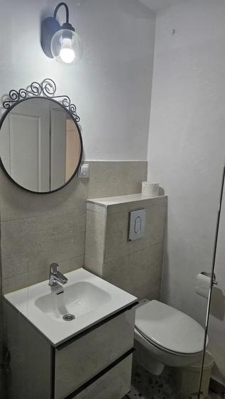 Apartament cu 2 camere semidecomandat în Pajura