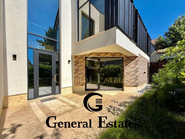 Casă individuală cu 4 camere cu Teren 370 Mp în Tătărași
