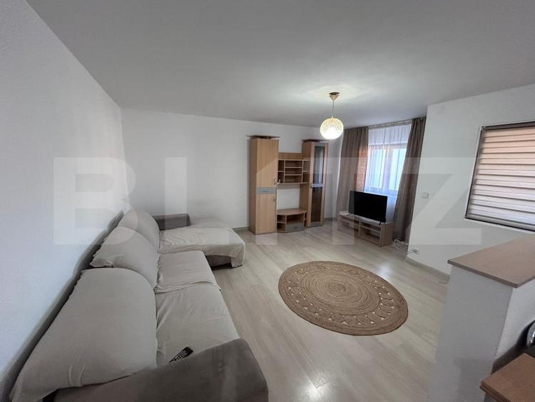 Apartament cu 4 camere decomandat, mobilat în Lăpuș