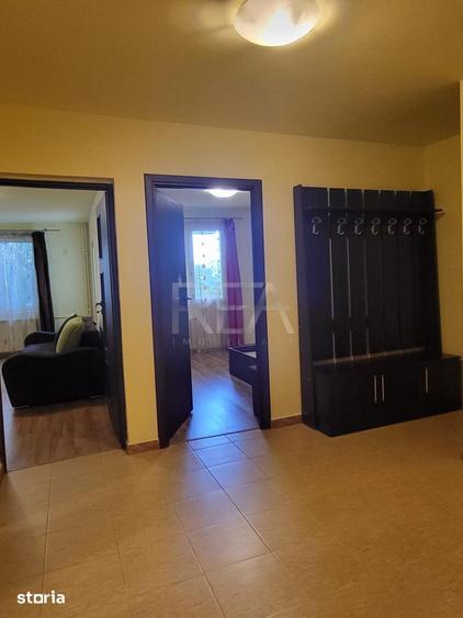 Apartament cu 4 camere semidecomandat, mobilat în Militari