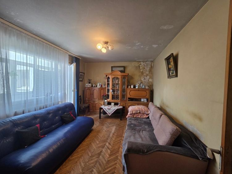 Apartament cu 3 camere decomandat în Nicolae Grigorescu