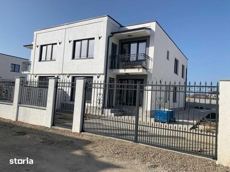Casă cu 4 camere cu Teren 165 Mp în Podari