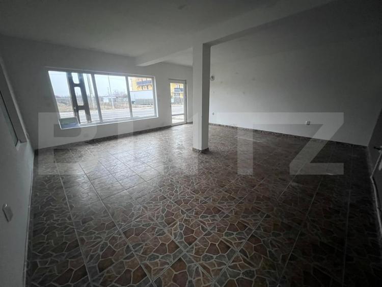Spațiu comercial, de 55 mp, în Exterior Est