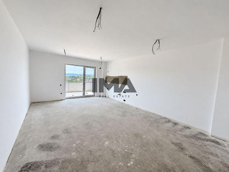 Apartament cu 3 camere semidecomandat în Iris
