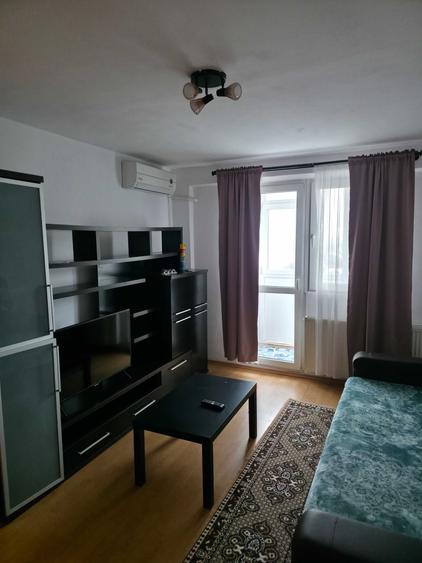 Apartament cu 2 camere decomandat în Lacul Tei