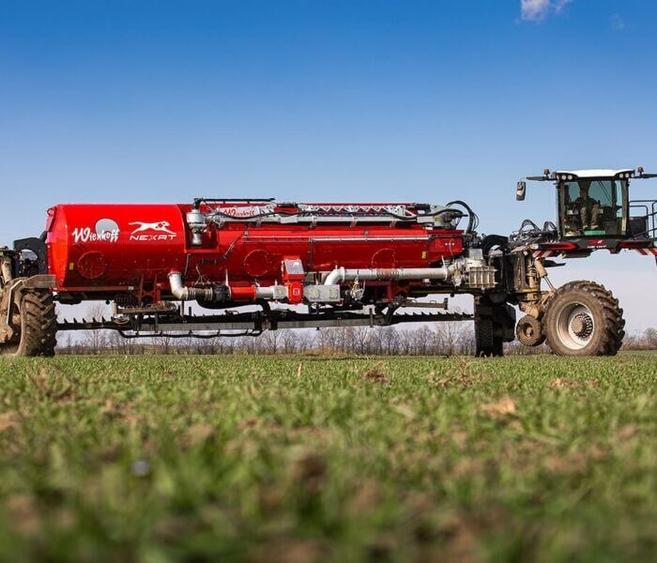 Teren agricol extravilan de 30000000 mp, în Dăbuleni