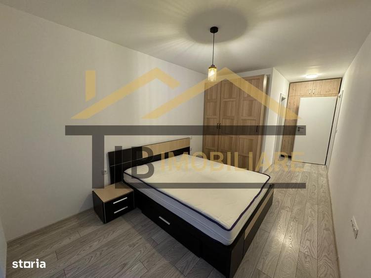 Apartament cu 3 camere decomandat, mobilat în Central