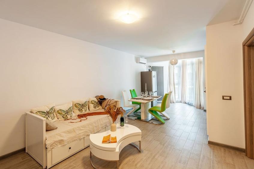 Apartament cu 2 camere decomandat în Mamaia-Sat