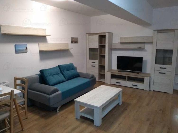 Apartament cu 2 camere semidecomandat în Lizeanu