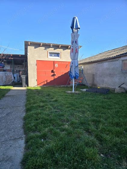 Casă cu 2 camere cu Teren 900 Mp în Covaci