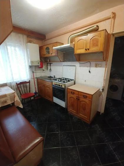 Apartament cu 2 camere decomandat în Gojdu