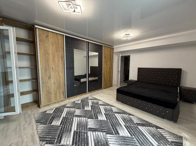 Apartament cu 3 camere semidecomandat, mobilat în Theodor Pallady