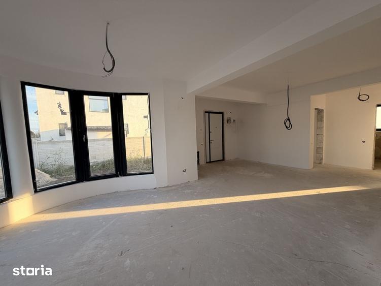 Casă cu 4 camere cu Teren 400 Mp în Berceni