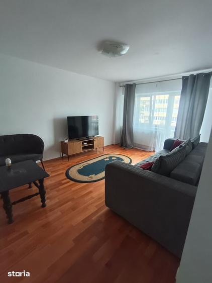 Apartament 2 camere, balcon, etaj 3 - 3
