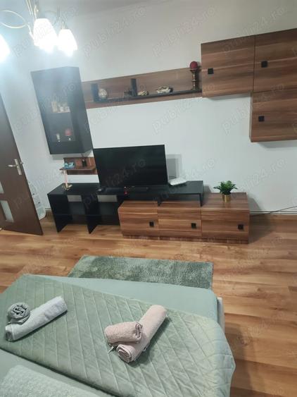 Casă cu 2 camere cu Teren 300 Mp în Central