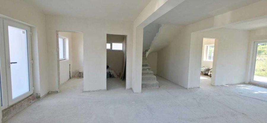 Locul in care incepe povestea ta | Casa individuala in Dezmir| teren 700mp! - 3