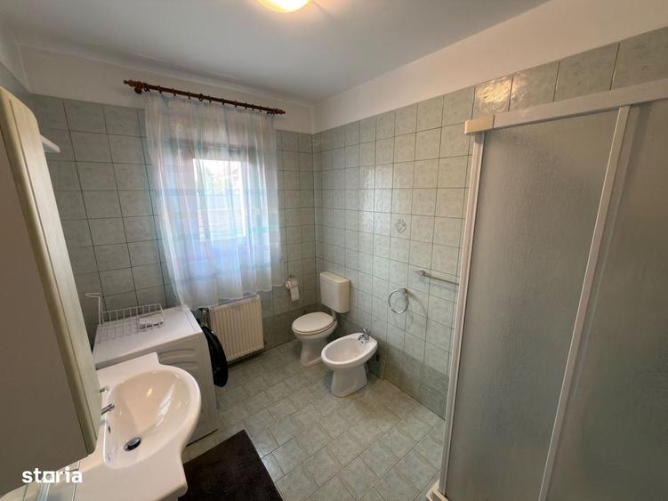 Casă cu 4 camere în Săcălaz