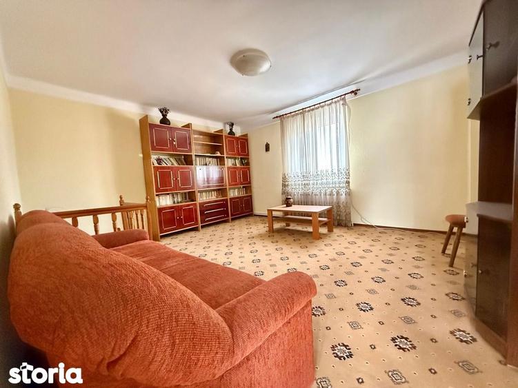 Casă cu 3 camere cu Teren 272 Mp în Poiana Țapului