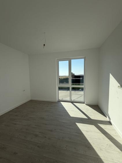 Apartament cu 2 camere decomandat în Moșnița Nouă