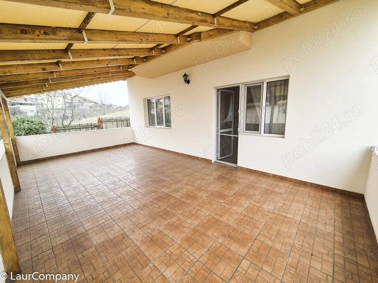 Casă cu Teren 506 Mp în Prundu