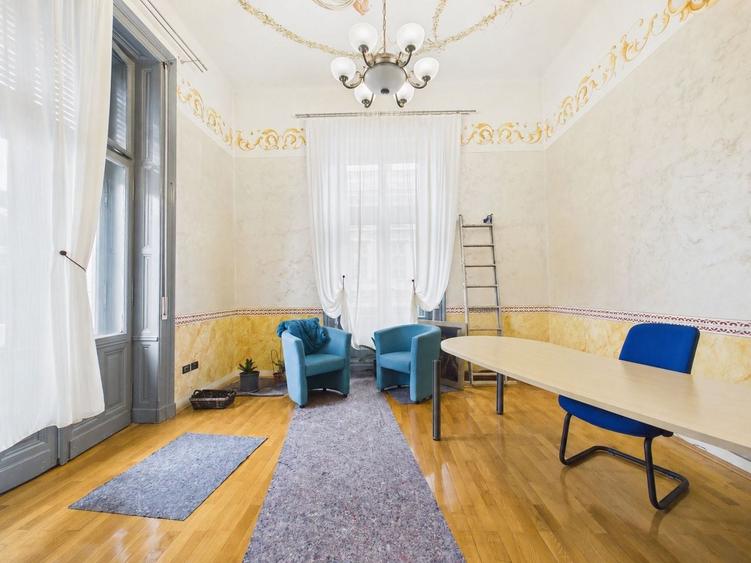 Apartament cu 2 camere, mobilat în Ultracentral