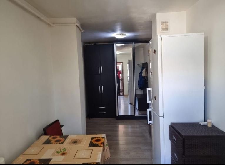 Apartament cu 2 camere decomandat în Bascov
