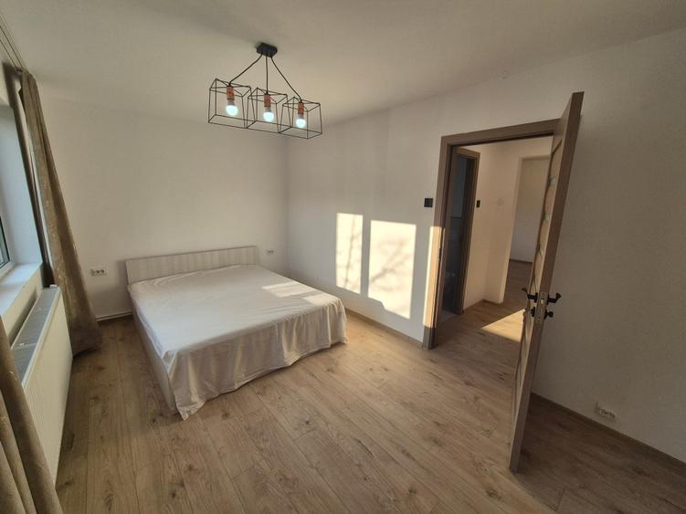 Apartament cu 2 camere semidecomandat în Micro I