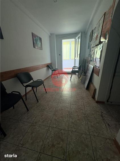 Spațiu comercial, de 60 mp, în Gara