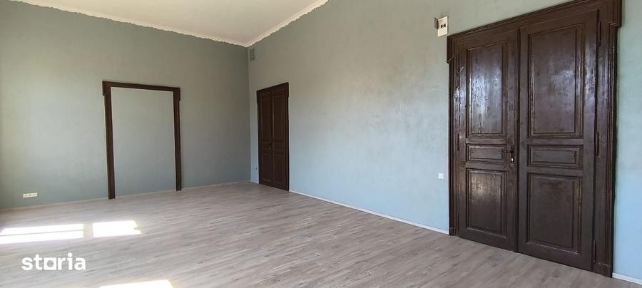 Spațiu comercial, de 200 mp, în Gai