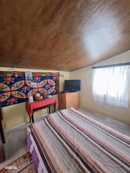 Casă cu 3 camere în Negoești