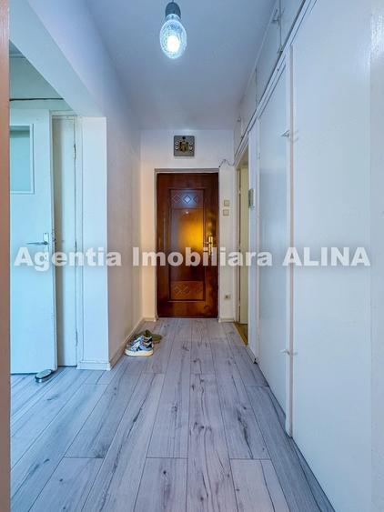 Apartament cu 2 camere decomandat în Gojdu